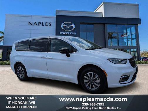 Bright White Clearcoat 2024 Chrysler Pacifica Hybrid Select