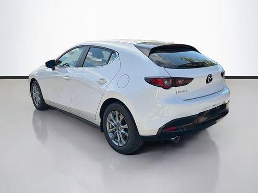 Snowflake White Pearl Mica 2026 Mazda Mazda3 FWD