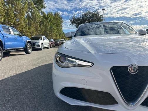 2020 Alfa Romeo Giulia Ti Lusso