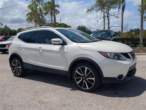 2017 Nissan Rogue Sport SL