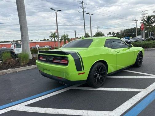 2015 Dodge Challenger R/T Scat Pack