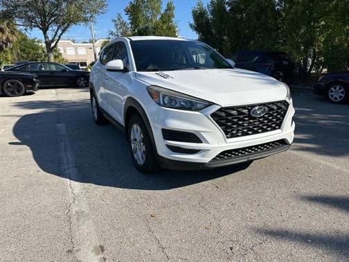 2020 Hyundai TUCSON SE