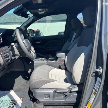 2025 Toyota Tacoma Hybrid TRD Off Road