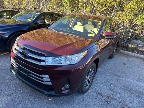 2018 Toyota Highlander SE