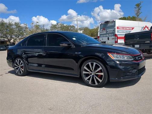 2018 Volkswagen Passat 3.6L V6 GT