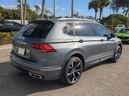 2022 Volkswagen Tiguan 2.0T SEL R-Line 4MOTION