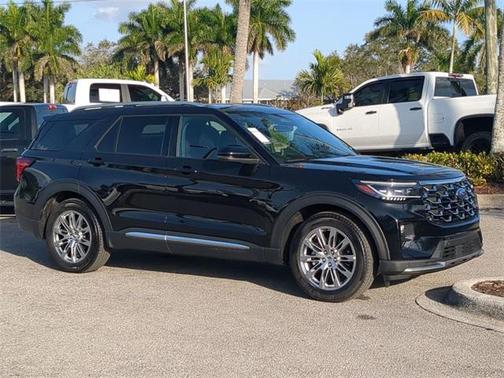 2025 Ford Explorer Platinum