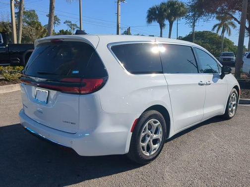 2024 Chrysler Pacifica Limited