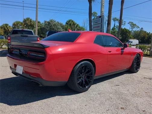 2015 Dodge Challenger SRT Hellcat