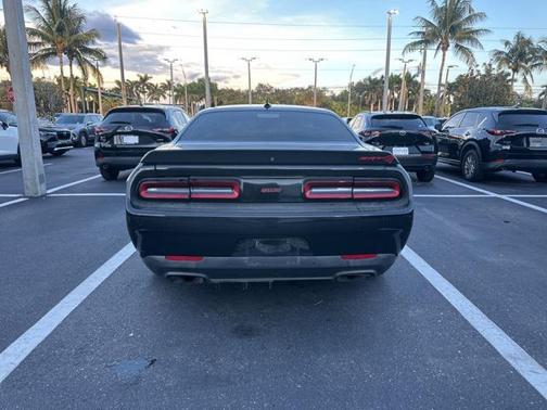 2015 Dodge Challenger SRT Hellcat
