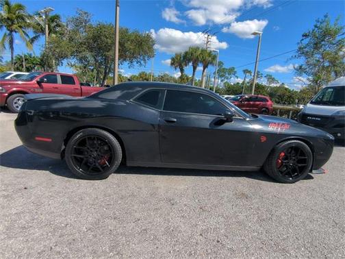 2015 Dodge Challenger SRT Hellcat