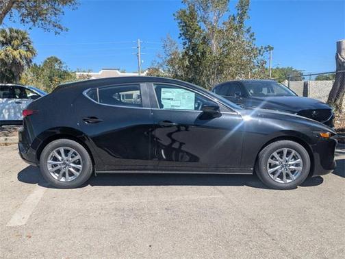 2025 Mazda Mazda3 FWD