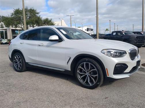 2020 BMW X4 xDrive30i