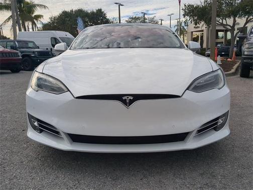 2016 Tesla Model S 90D