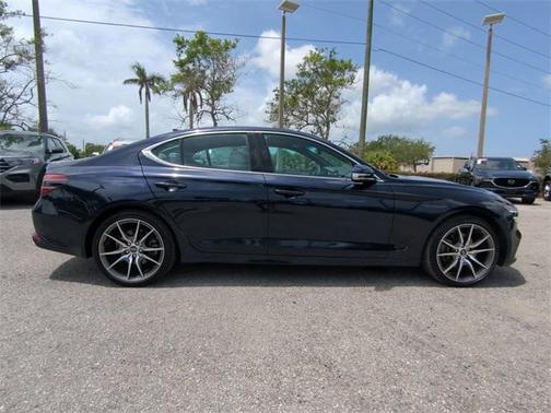 2023 Genesis G70 2.0T AWD