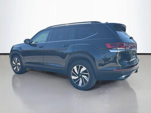 2024 Volkswagen Atlas 2.0T SE w/Technology 4MOTION