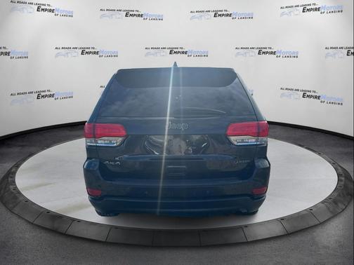 2019 Jeep Grand Cherokee Laredo