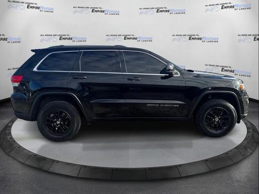 2019 Jeep Grand Cherokee Laredo
