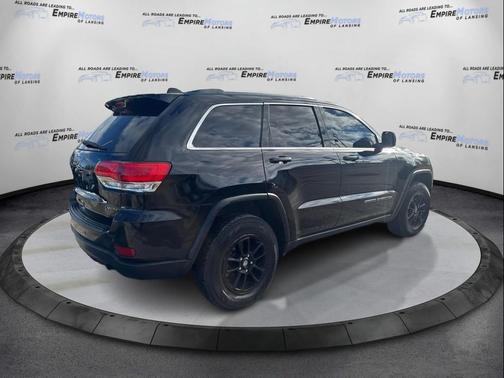 2019 Jeep Grand Cherokee Laredo