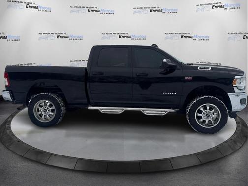 2021 RAM 2500 Tradesman Crew Cab 4x4 6'4' Box