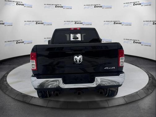 2021 RAM 2500 Tradesman Crew Cab 4x4 6'4' Box