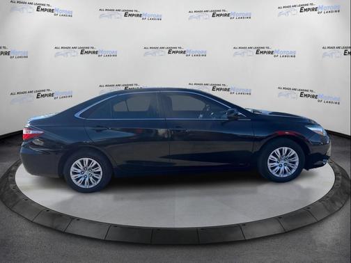 2016 Toyota Camry XLE