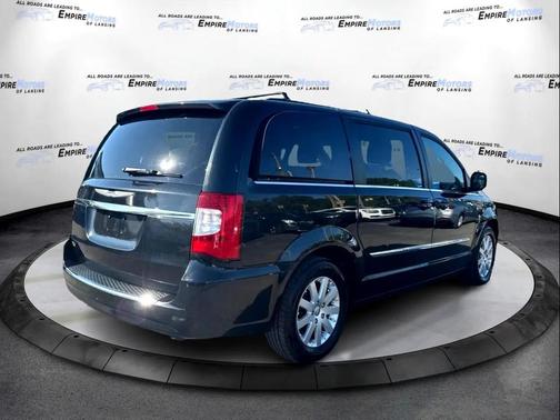 2014 Chrysler Town & Country Touring