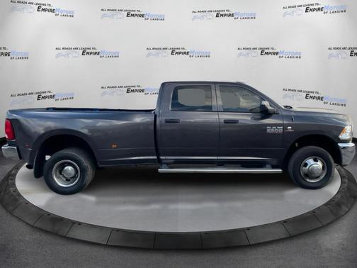 2017 RAM 3500 Tradesman Crew Cab 4x4 8' Box