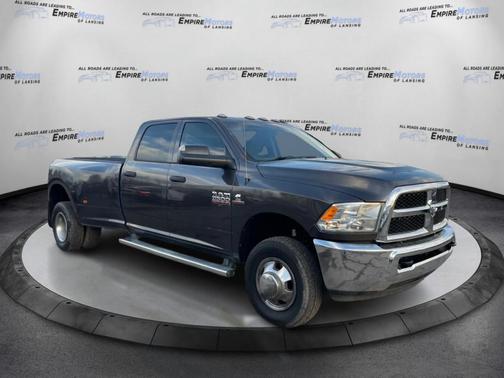 2017 RAM 3500 Tradesman Crew Cab 4x4 8' Box