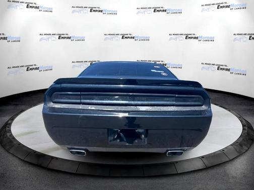 2013 Dodge Challenger SXT