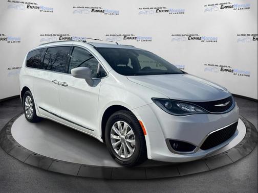 2018 Chrysler Pacifica Touring-L Plus