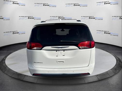 2018 Chrysler Pacifica Touring-L Plus