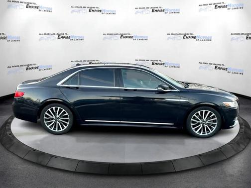 2019 Lincoln Continental Select