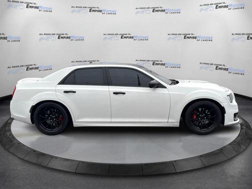 2013 Chrysler 300 SRT8