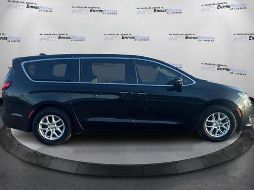 2020 Chrysler Pacifica Touring