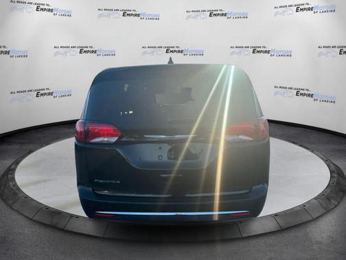 2020 Chrysler Pacifica Touring