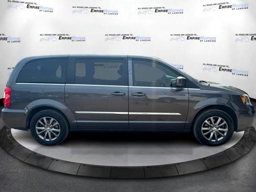 2015 Chrysler Town & Country S