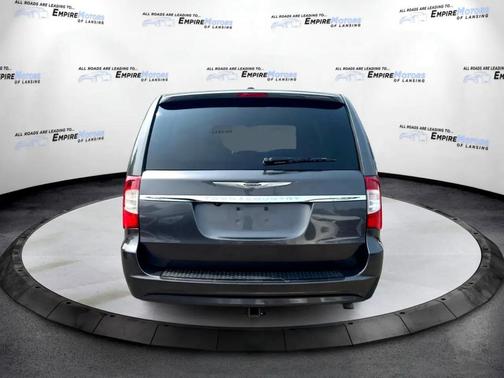 2015 Chrysler Town & Country S