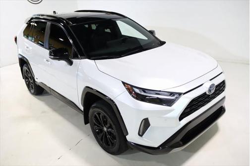 2024 Toyota RAV4 Hybrid SE