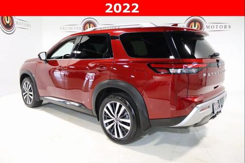 2022 Nissan Pathfinder Platinum 4WD