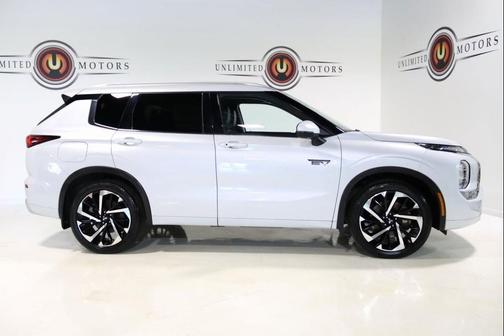 2024 Mitsubishi Outlander PHEV SEL
