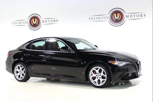 Alfa Black 2019 Alfa Romeo Giulia Ti