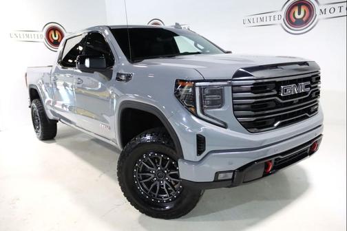 Thunderstorm Gray 2024 GMC Sierra 1500 AT4