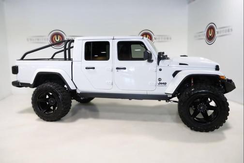 2025 Jeep Gladiator Nighthawk