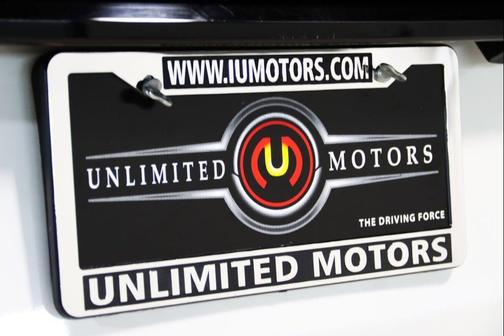 Fuji White 2021 Land Rover Range Rover Velar P250 S R-Dynamic