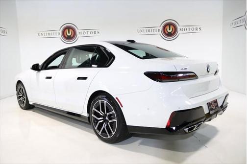 2023 BMW 760 i xDrive