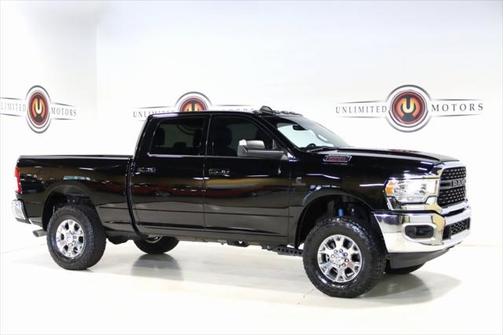 2022 RAM 2500 Big Horn Crew Cab 4x4 6'4' Box