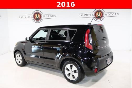2016 Kia Soul Base