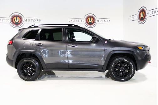 2022 Jeep Cherokee Trailhawk