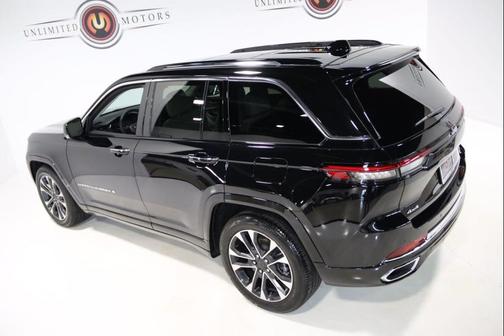 2023 Jeep Grand Cherokee Overland